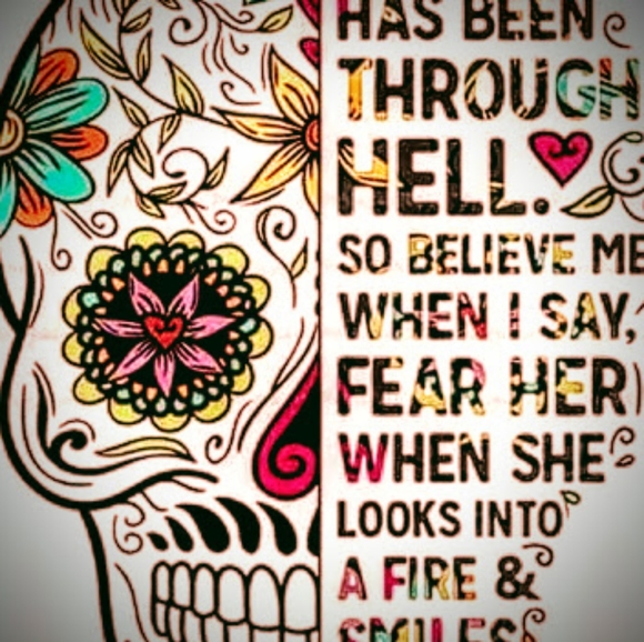 Meet your Posher, Holly - Picture 2 of 4